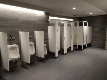 Bathroom Partitions at Amalie Arena